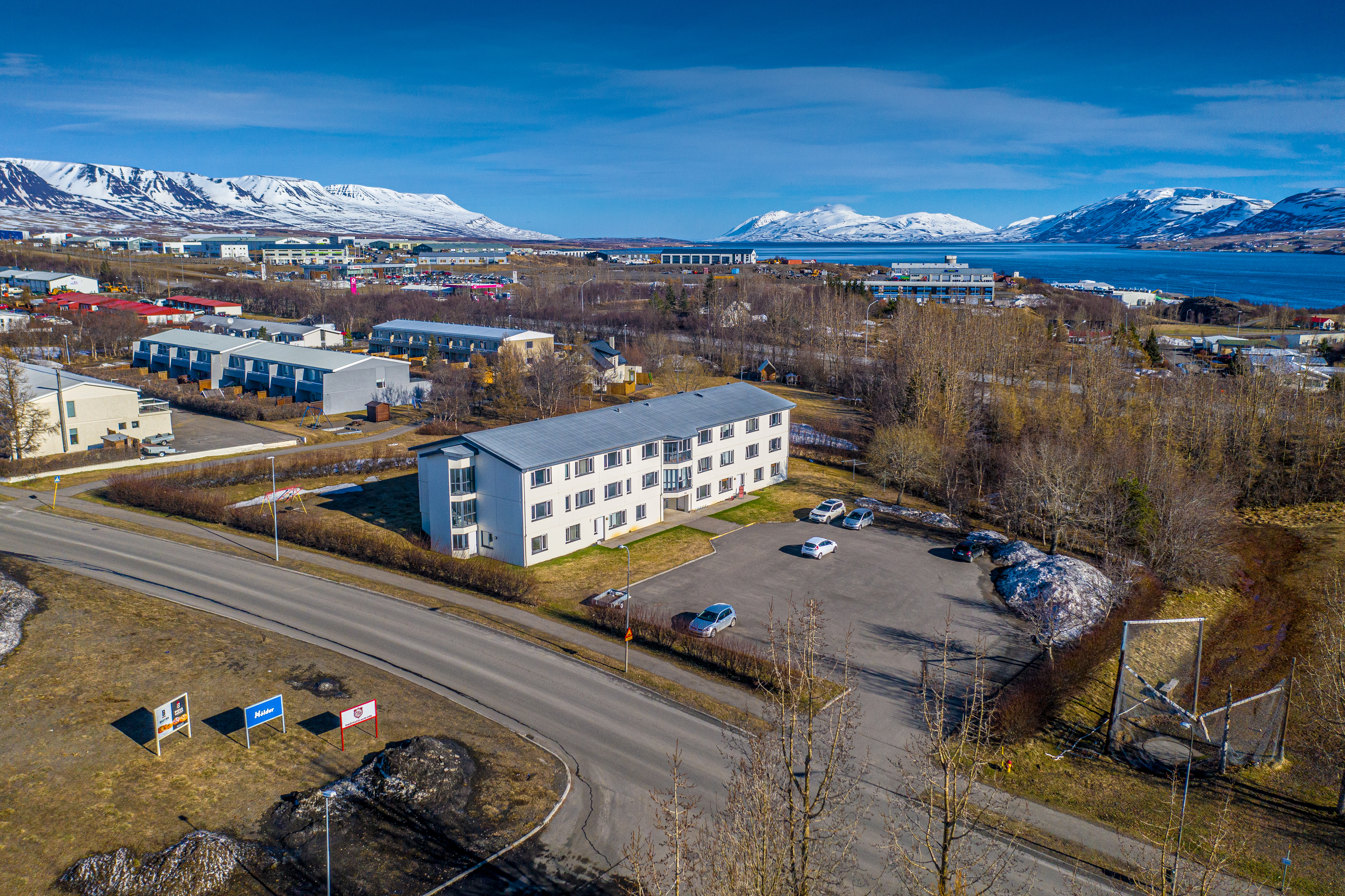 Skarðshlíð 46 - Útsteinn