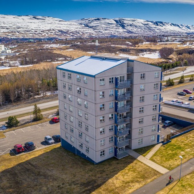 Drekagil 21 with the University in the background