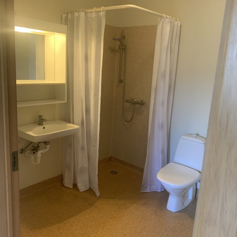 Baðherbergi í þriggja herbergja íbúð